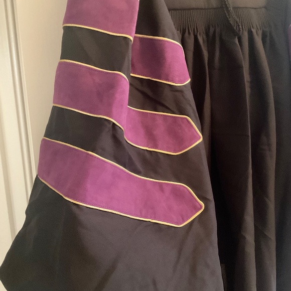 PHD Doctoral Gown graduation, purple black, NWOT, size 51” - Picture 10 of 14